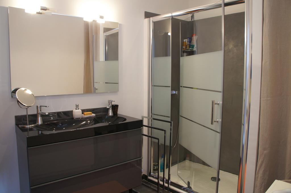 Le Louvre Apartment Ментона Екстериор снимка