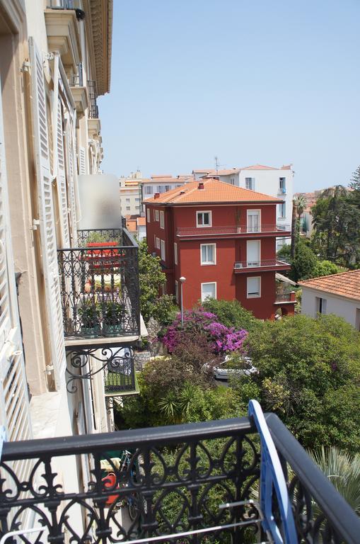 Le Louvre Apartment Ментона Екстериор снимка